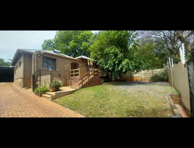 3 BEDROOM HOUSE FOR SALE IN KENSINGTON